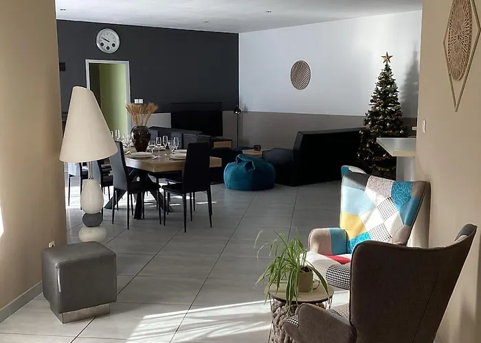 Maison D'exception Vue Montagne Piscine&jacuzzi *