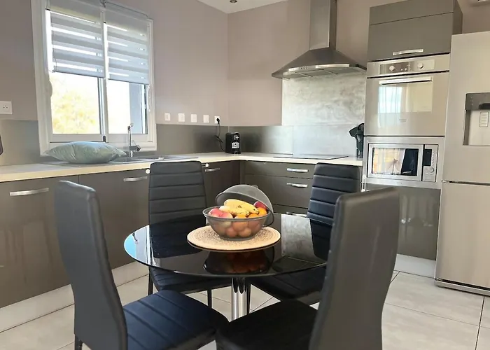 Maison D'exception Vue Montagne Piscine&jacuzzi Villa Montserie