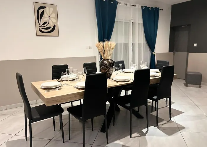 Maison D'exception Vue Montagne Piscine&jacuzzi Villa *