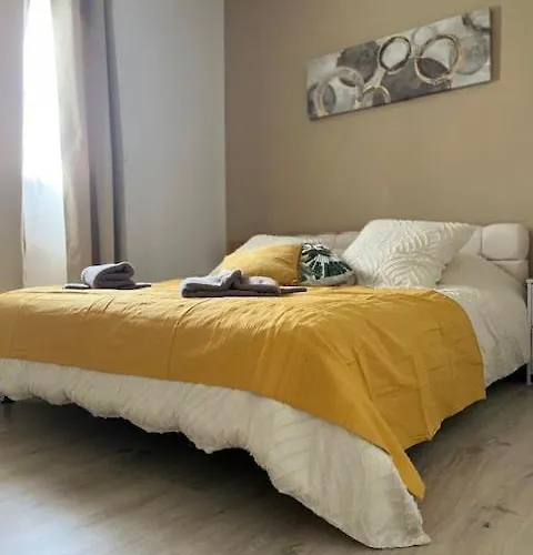 Maison D'exception Vue Montagne Piscine&jacuzzi Villa Montserie