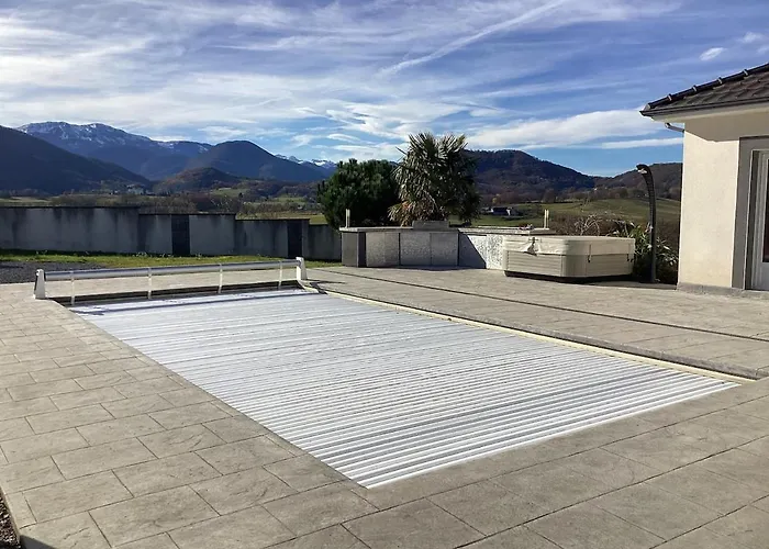 Maison D'exception Vue Montagne Piscine&jacuzzi * Montserie